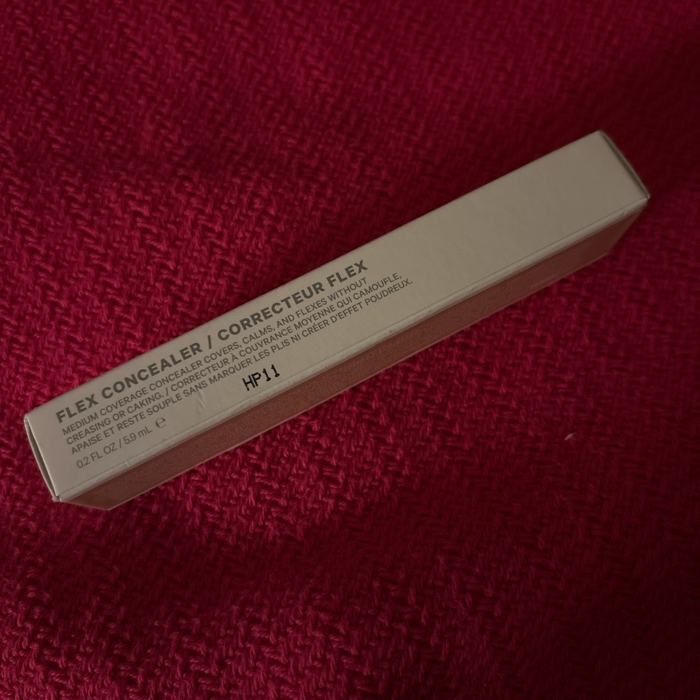 Flex Concealer in Creamy Beige - Picture 2 of 2